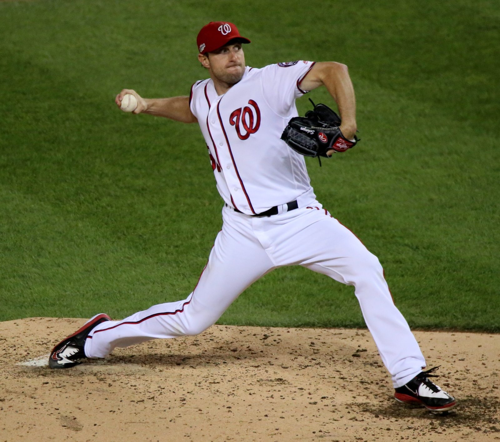 Max Scherzer feeling unwell; Nationals’ latest roster update