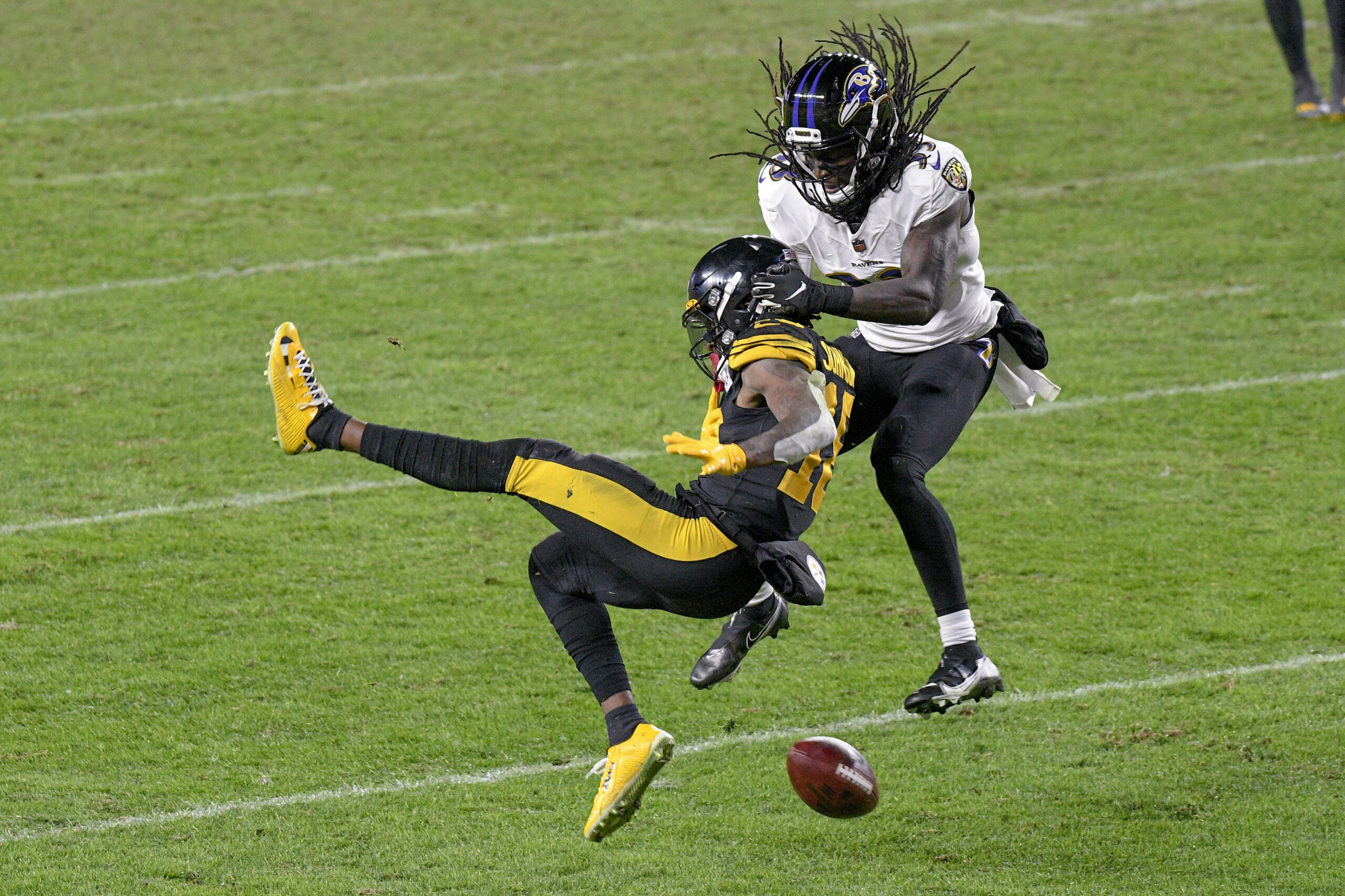 Ravens Make Roster Moves Ahead of Tuesdays Deadline