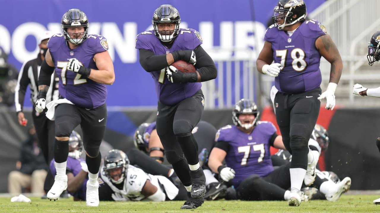 Ravens rookie Tyre Phillips lived every lineman’s dream with his long rumble