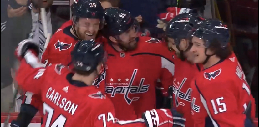 Gustafsson, Capitals rake in Maple Leafs in 5-2 win