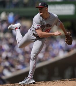 Brad Lord pitches against the Chicago Cubs