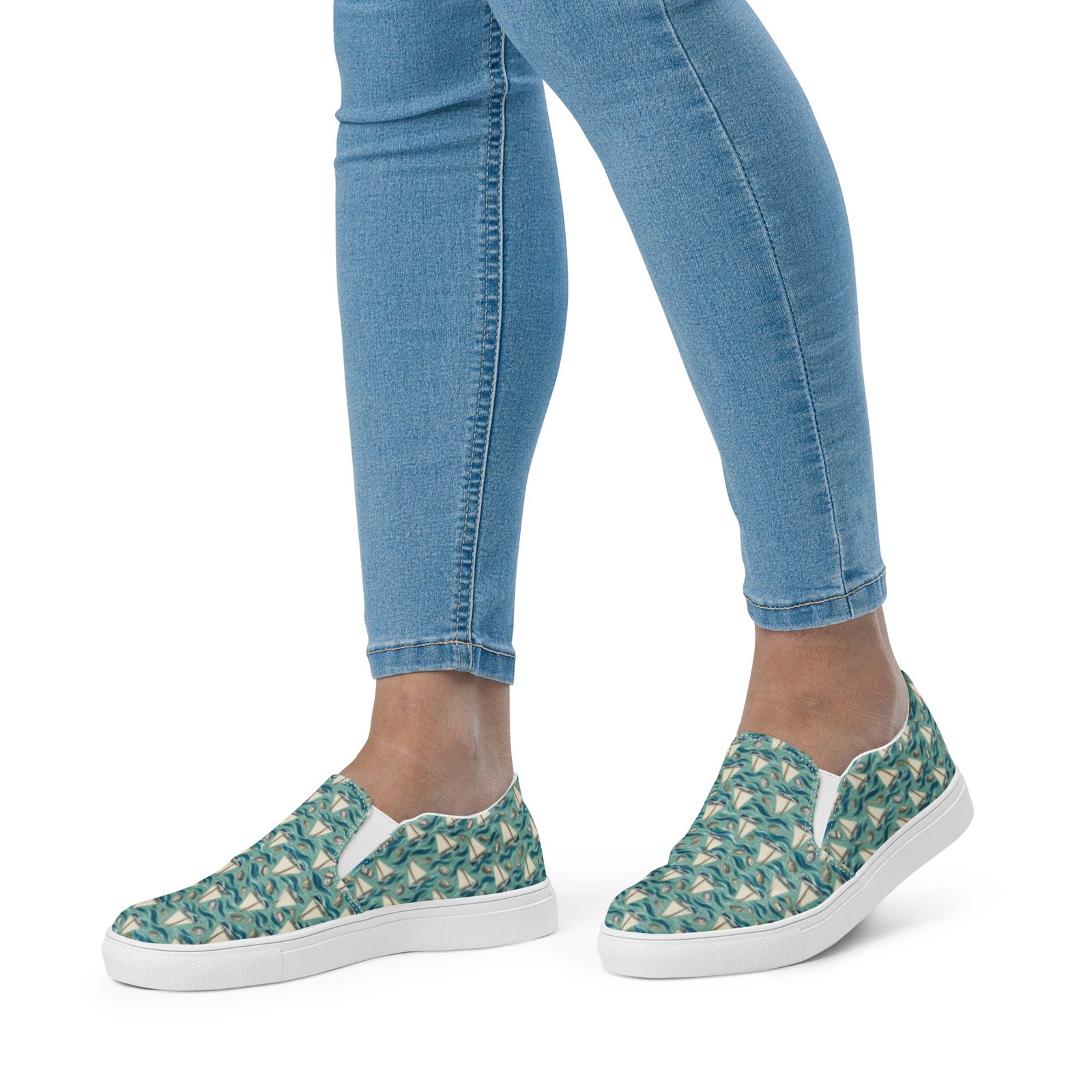 Maryland Chesapeake Skipjack Women’s Slip-On Canvas Shoes | Tide